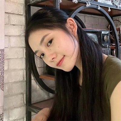 三个月亮